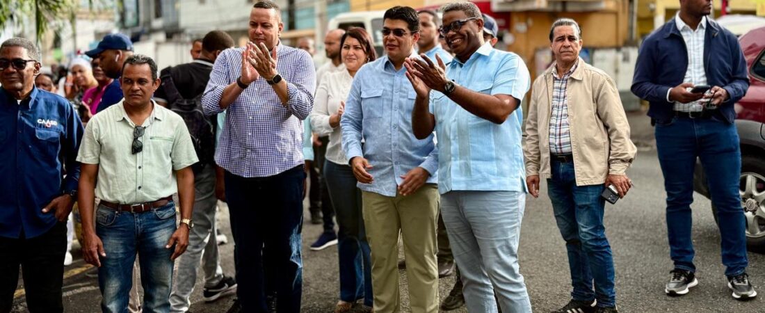 Robert Polanco destaca importancia de fortalecer los valores patrios durante Parada Cívica de la Fundación Cruz Jiminián